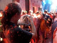 People & Humanity: La Tomatina 2010, Buñol, Valencia, Spain