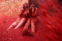 People & Humanity: La Tomatina 2010, Buñol, Valencia, Spain