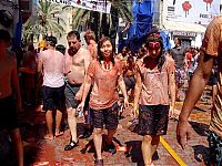 People & Humanity: La Tomatina 2010, Buñol, Valencia, Spain