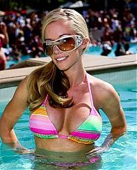 People & Humanity: Las Vegas pool party girls