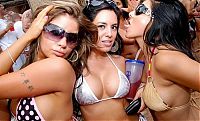 People & Humanity: Las Vegas pool party girls