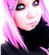 People & Humanity: EMO girl