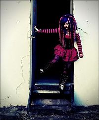 People & Humanity: cybergoth girl