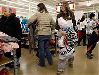 People & Humanity: Black Friday 2010