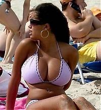 People & Humanity: breasts cleavage girl