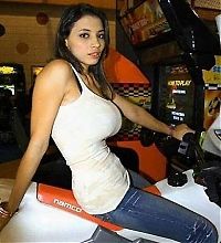 People & Humanity: breasts cleavage girl