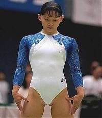 People & Humanity: camel toe girl