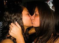 TopRq.com search results: young kissing girls