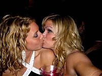 TopRq.com search results: young kissing girls