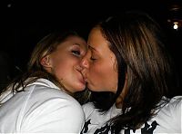 TopRq.com search results: young kissing girls