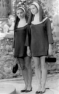 People & Humanity: retro history glamour miniskirt girls