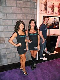 People & Humanity: Electronic Entertainment Expo (E3) 2011 trade show girls