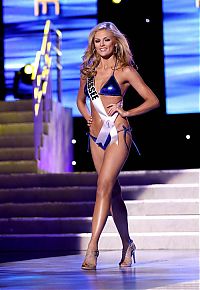 People & Humanity: Miss USA 2011 beauty contest