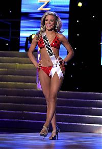 People & Humanity: Miss USA 2011 beauty contest