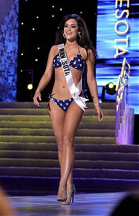 People & Humanity: Miss USA 2011 beauty contest