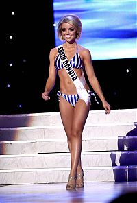 People & Humanity: Miss USA 2011 beauty contest