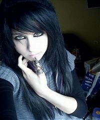 People & Humanity: EMO girl