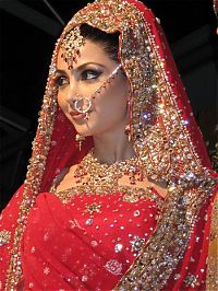 People & Humanity: Wedding bride, India