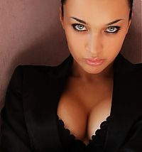 TopRq.com search results: breasts cleavage girl