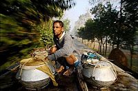 People & Humanity: Train surfing, Bangladesh