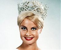 People & Humanity: History: Miss Universe winners 1952-2010