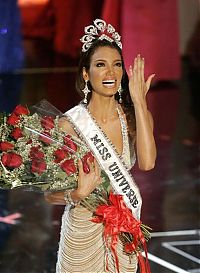 People & Humanity: History: Miss Universe winners 1952-2010