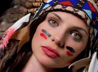 People & Humanity: native american girl