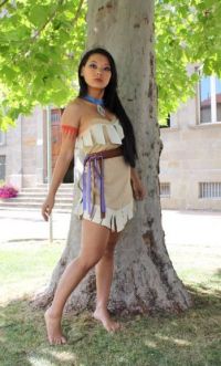 People & Humanity: native american girl