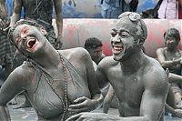 People & Humanity: dirty girls in mud