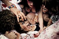 People & Humanity: zombie girl