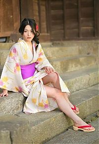 People & Humanity: japanese girl in kimono