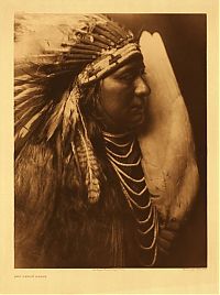 People & Humanity: Native American people photography by Edward Sheriff Curtis