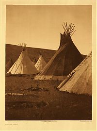 People & Humanity: Native American people photography by Edward Sheriff Curtis