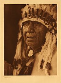 People & Humanity: Native American people photography by Edward Sheriff Curtis