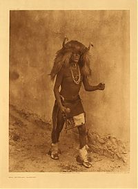 People & Humanity: Native American people photography by Edward Sheriff Curtis