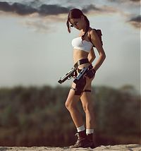 People & Humanity: lara croft girl