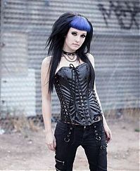 People & Humanity: EMO girl