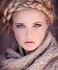 People & Humanity: french braid girl