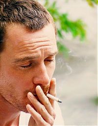 People & Humanity: famous people smoking