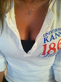 TopRq.com search results: kuboobs breasts cleavage girl