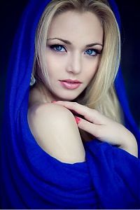 People & Humanity: girl with blue eyes