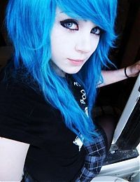 People & Humanity: EMO girl