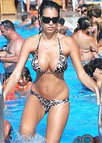 People & Humanity: breasts cleavage girl