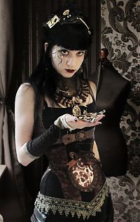 People & Humanity: steampunk girl