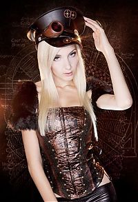 People & Humanity: steampunk girl