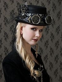 People & Humanity: steampunk girl