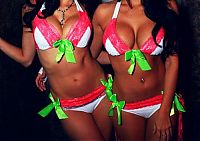 People & Humanity: breasts cleavage girl