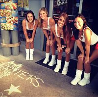 People & Humanity: hooters restaurant girls