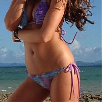 People & Humanity: Sports Illustrated Swimsuit Issue Girl 2013