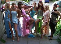 People & Humanity: young college girls go crazy